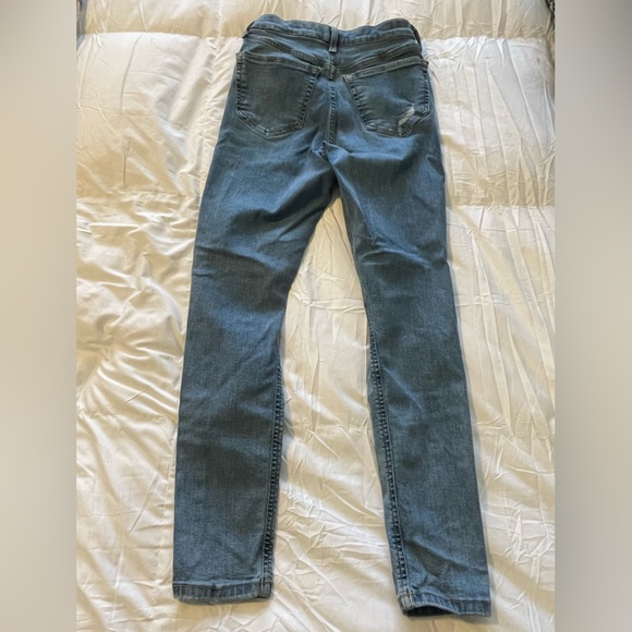 Topshop Jamie Jeans. Size 26. - Picture 3 of 4